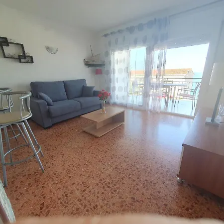 Les Roques Apartment Roses