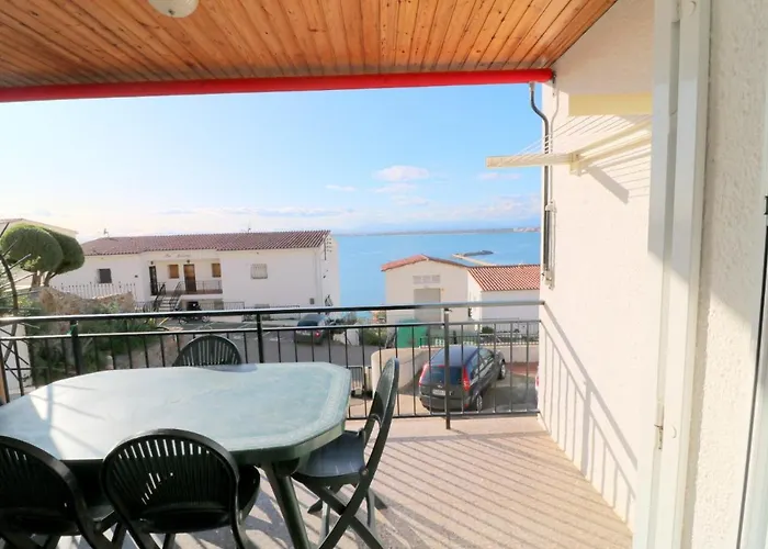 Les Roques Росас